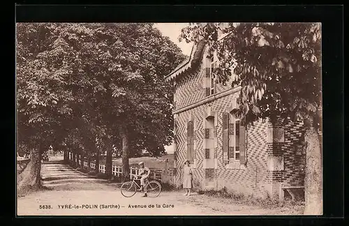 AK Yvré-le-Polin, Avenue de la Gare