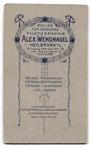 Fotografie Alex Wendnagel, Heilbronn, Marktplatz 10, Stattlicher Herr im bürgerlichen schwarzen Anzug