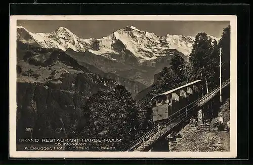 AK Interlaken, Bergbahn vor Bergpanorama
