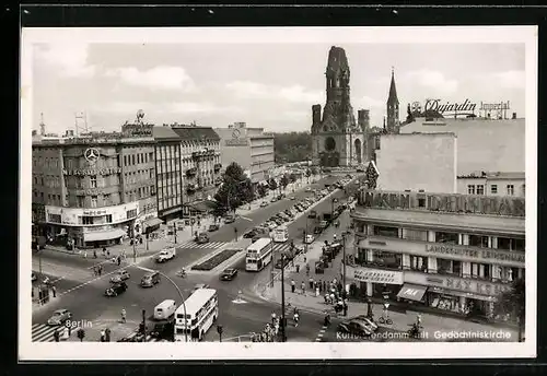 AK Berlin-Charlottenburg, Kurfürstendamm mit Gedächtniskirche aus der Vogelschau, VW-Käfer