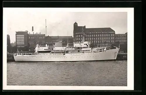 AK Vermesschiff Hecla im Hafen