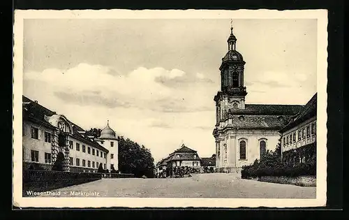 AK Wiesentheid, Marktplatz mit Kirche