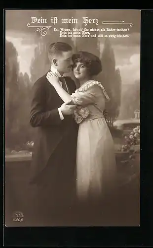 Foto-AK R & K / L Nr. 8050/6: Mann und Frau halten sich im Arm