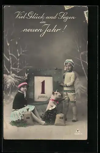 Foto-AK Photochemie Berlin Nr. 10094-1: Kinder mit Kalenderblatt und Glücksschwein, Neujahrsgruss