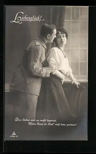 Foto-AK Photochemie Berlin Nr. 4164-6: Soldat umarmt seine Liebste