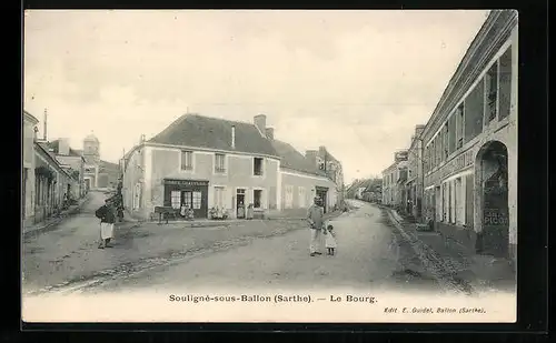 AK Souligné-sous-Ballon, Le Bourg