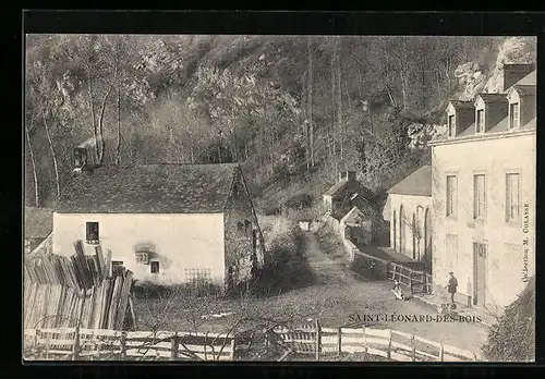 AK Saint-Léonard-des-Bois, Ortsansicht