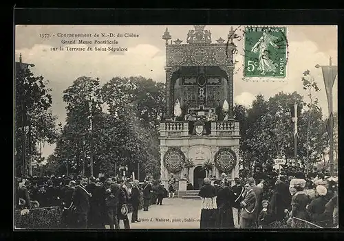 AK Vion, Couronnement de N. -D. du Chene, Grand Messe Pontificale sur la Terrasse du Saint-Sepulcre