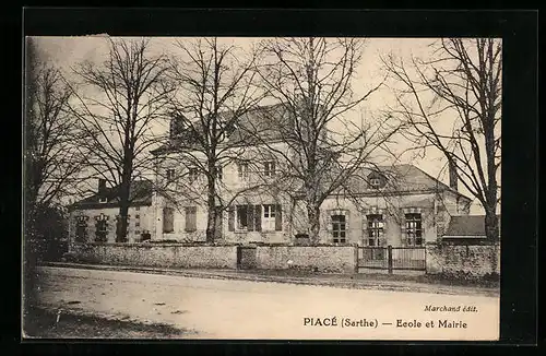 AK Piacé, Ecole et Mairie