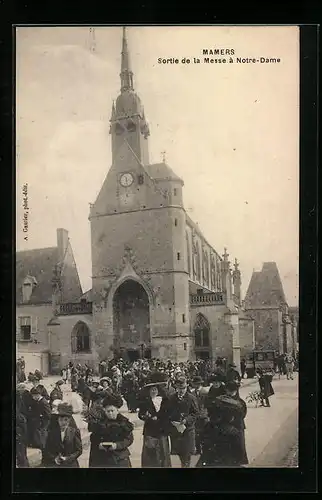 AK Mamers, Sortie de la Messe a Notre-Dame