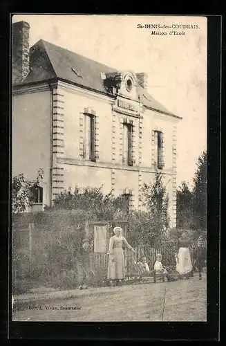 AK St-Denis-des-Coudrais, Maison d`Ecole