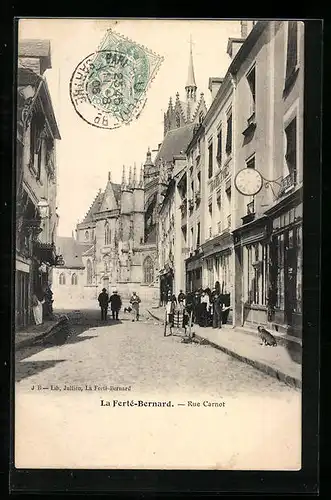 AK La Ferté-Bernard, Rue Carnot