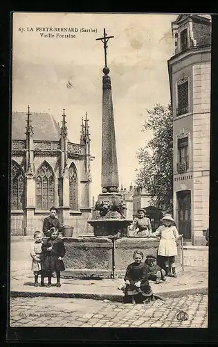 AK La Ferté-Bernard, Vieille Fontaine