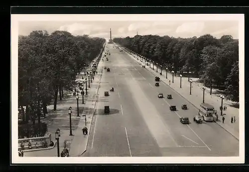 AK Berlin-Tiergarten, Ost-West-Achse mit Autos