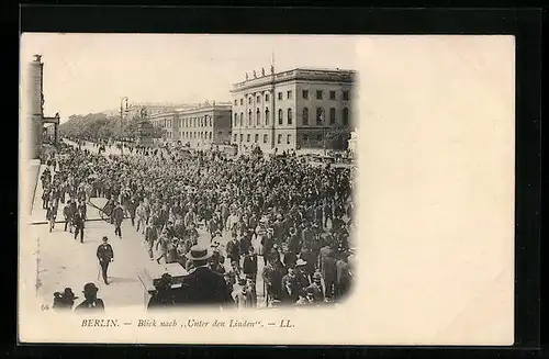 AK Berlin, Blick nach Unter den Linden