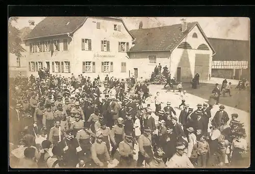 Foto-AK Haltingen, Französische Kriegsgefangene an der Steuereinnehmerei