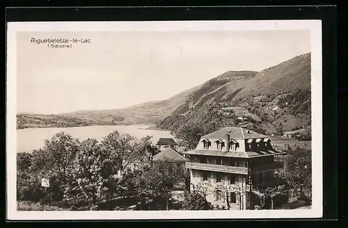 AK Aiguebelette-le-Lac, Gesamtansicht mit Hotel Bellevue