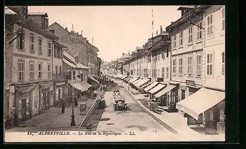 AK Albertville, La Rue de la Republique