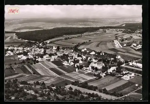 AK Möttlingen Kr. Calw /Schwarzwald, Totalansicht vom Flugzeug aus