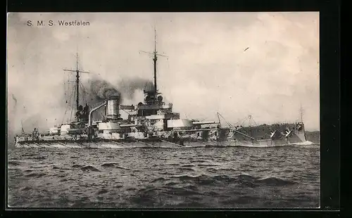 AK S.M.S. Westfalen, das Kriegsschiff vor der Küste gesehen