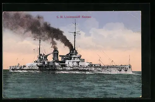 AK S.M. Linienschiff Nassau, das Kriegsschiff in voller Fahrt