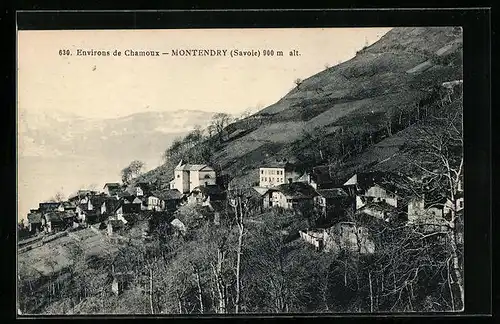 AK Montendry, Blick auf die Ortschaft am Hang