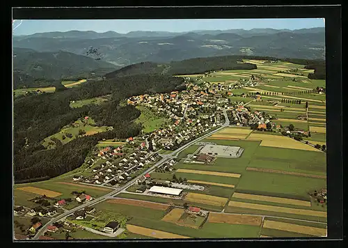 AK Aichhalden im Schwarzwald, Fliegeraufnahme der Stadt