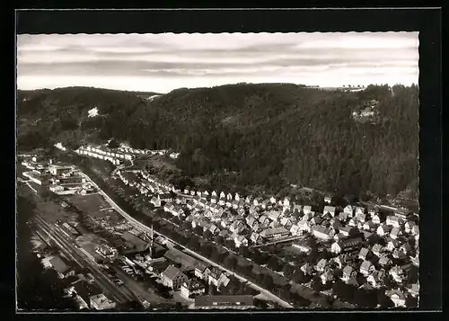 AK Oberndorf am Neckar, Talblick mit der Stadt, Fliegeraufnahme