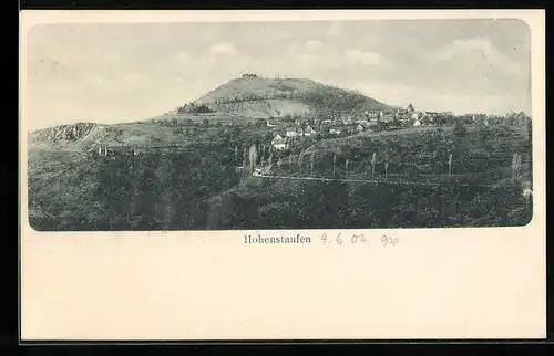 AK Hohenstaufen, Ortsansicht mit dem Berg Hohenstaufen