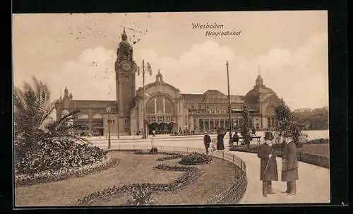 AK Wiesbaden, Blick zum Hauptbahnhof