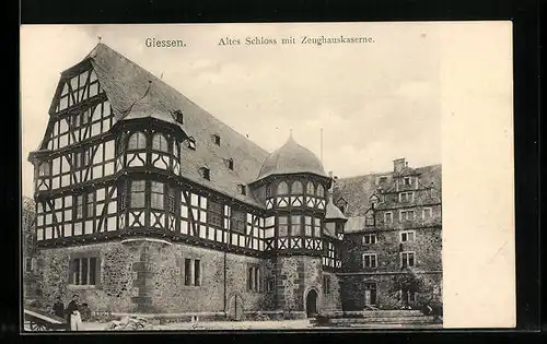 AK Giessen, Altes Schloss mit Zeughauskaserne
