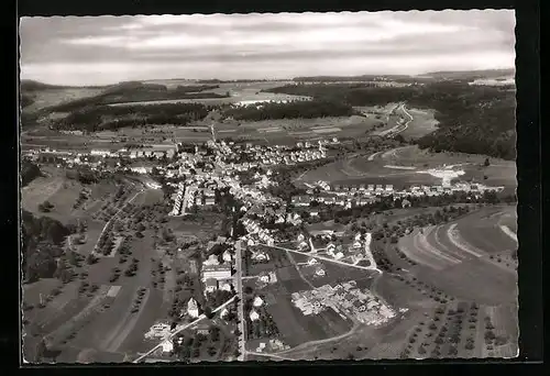 AK Pfeffingen Kr. Balingen /Schwäb. Alb, Totalansicht vom Flugzeug aus