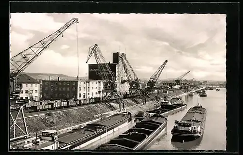 AK Heilbronn a. N., Kanalhafen mit Mannheimer Lagerhaus