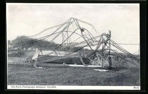 AK Echterdingen, zerstörtes Zeppelin-Luftschiff, Gondel nach der Sturm-Katastrophe am 05.August 1908