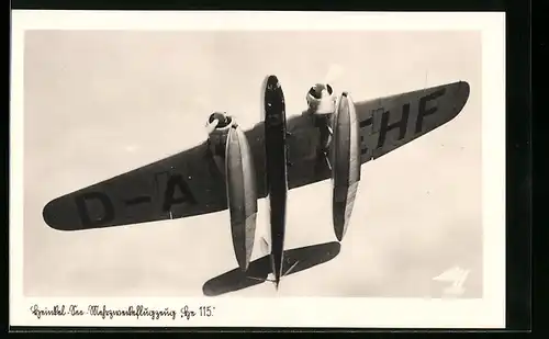 AK Heinkel-Wehrmachtsflugzeug He 115 hoch in der Luft, Wasserflugzeug