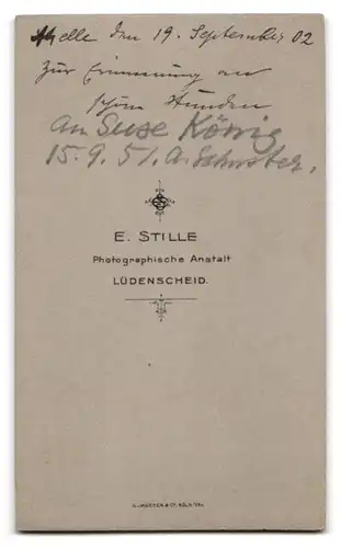 Fotografie E. Stille, Lüdenscheid, jung Frau Suse König mit ihrer Schwester, 1902