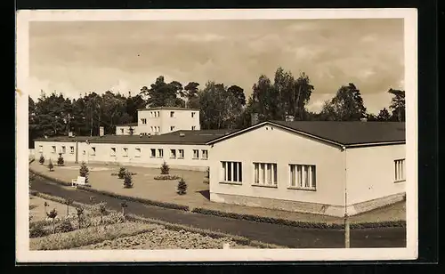 AK Berlin, FDJ-Bezirksjugendschule mit Strasse