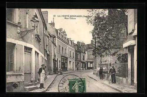 AK La Ferté-Bernard, Rue Thiers