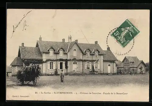 AK St-Symphorien, Chateau de Sourches, Facade de la Basse-Cour