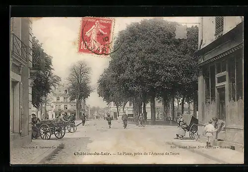 AK Chateau-du-Loir, La Place, prise de l`Avenue de Tours