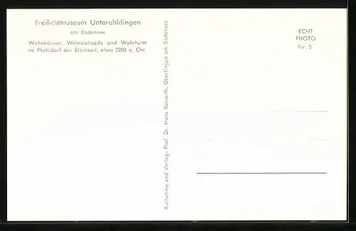 AK Unteruhldingen /Bodensee, Freilichtmuseum, Steinzeitliche Häuser mit Wehrpalisade und -turm