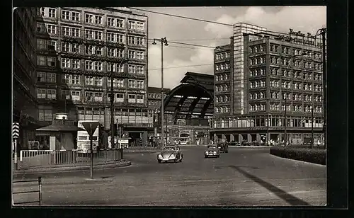 AK Berlin, Alexanderplatz mit HO-Warenhaus