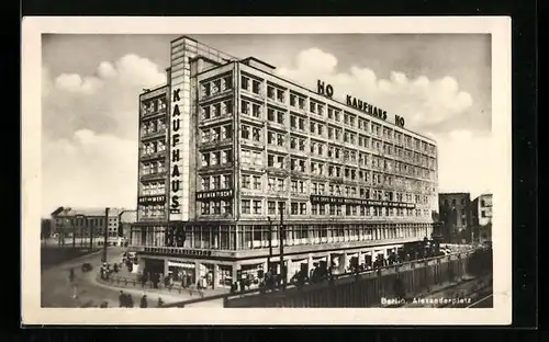 AK Berlin, Alexanderplatz mit HO-Kaufhaus