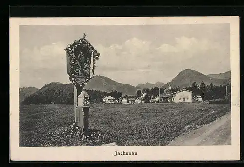 AK Jachenau, Ortspartie mit Flurkreuz