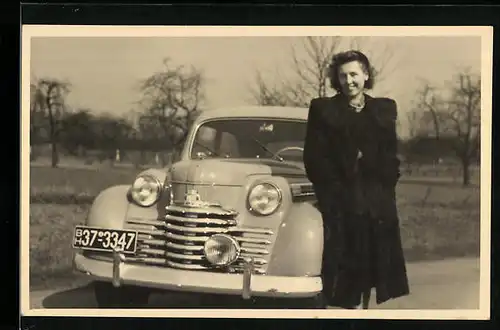 Foto-AK Opel Olympia Auto, Kfz-Kennzeichen BH-37-3347