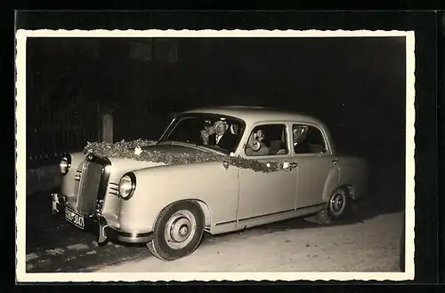 Foto-AK Auto von Mercedes Benz, Kfz-Kennzeichen BN-80-3847