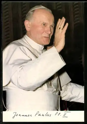 AK Papst Johannes Paul II. hebt grüssend den Arm