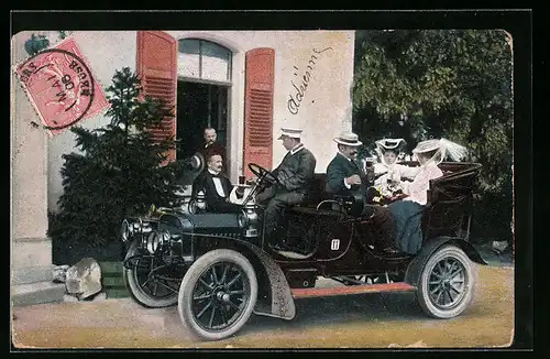 AK Herrschaften mit Chauffeur im Auto