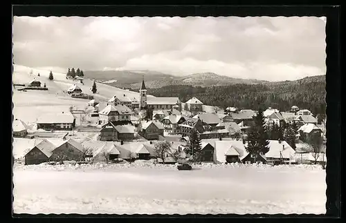 AK Altglashütten /Schwarzw., Ortsansicht mit Fernblick im Winter