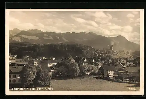 AK Sonthofen /Bay., Ortsansicht mit Bergpanorama